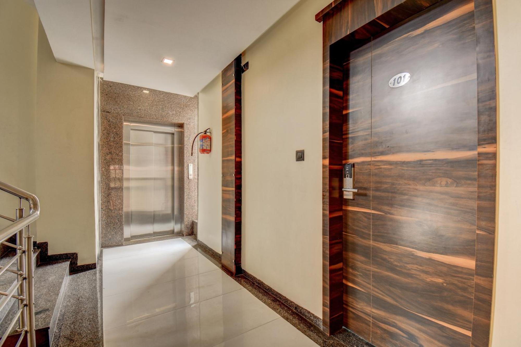 Hotel Deepali Executive Aurangābād Exterior foto