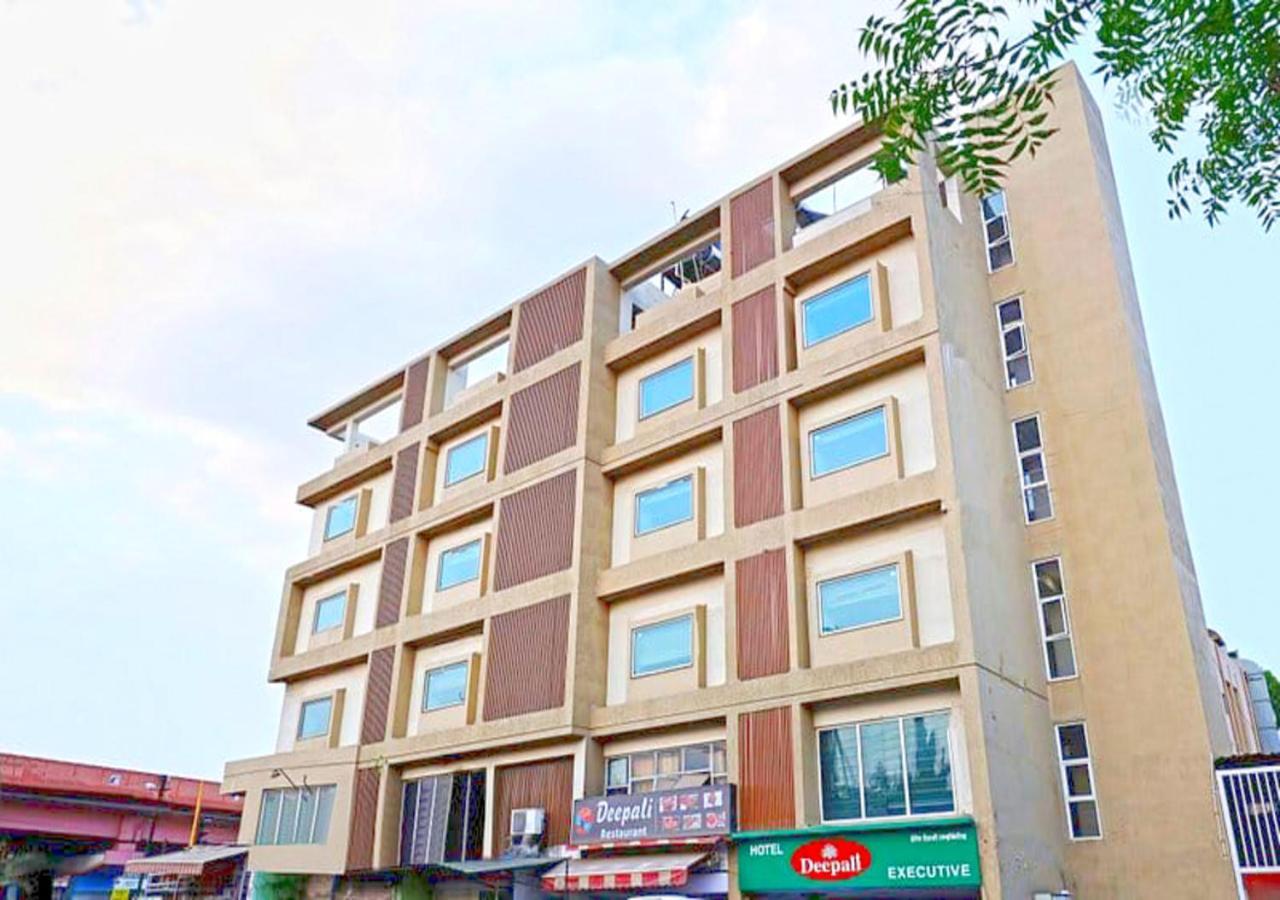 Hotel Deepali Executive Aurangābād Exterior foto